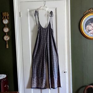 STORIA Tie Sleeve Flare Leg Patterned Jumpsuit